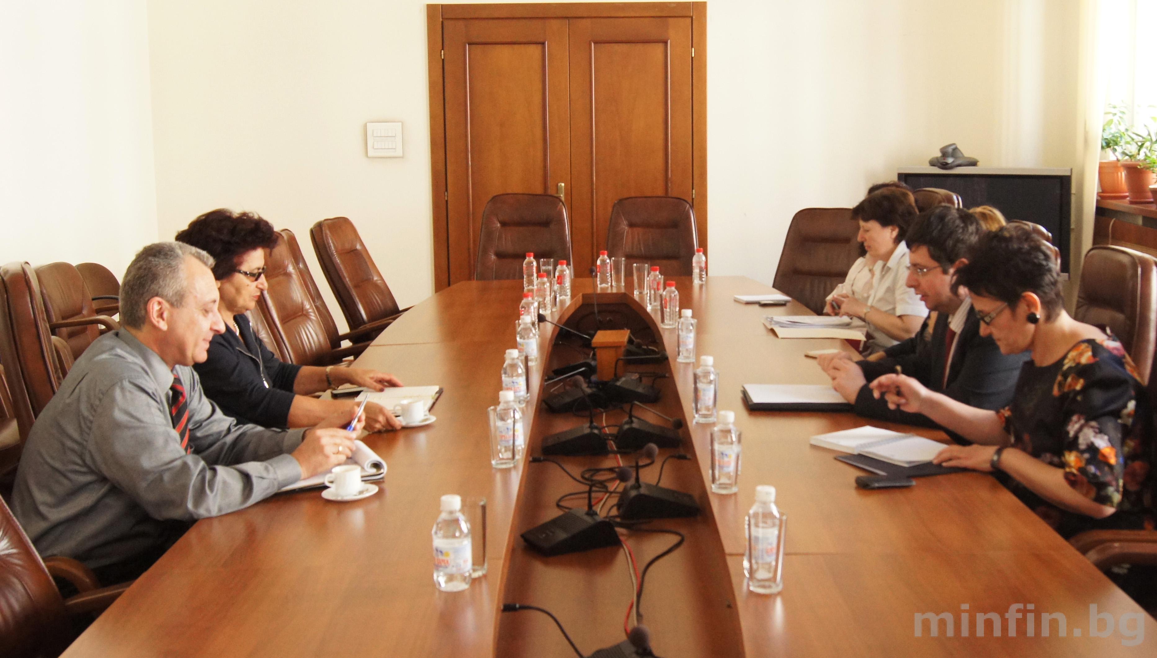 THE MINISTRY OF FINANCE DISCUSSES REVENUE COLLECTION MEASURES WITH THE NATIONAL ASSOCIATION OF MUNICIPALITIES IN BULGARIA