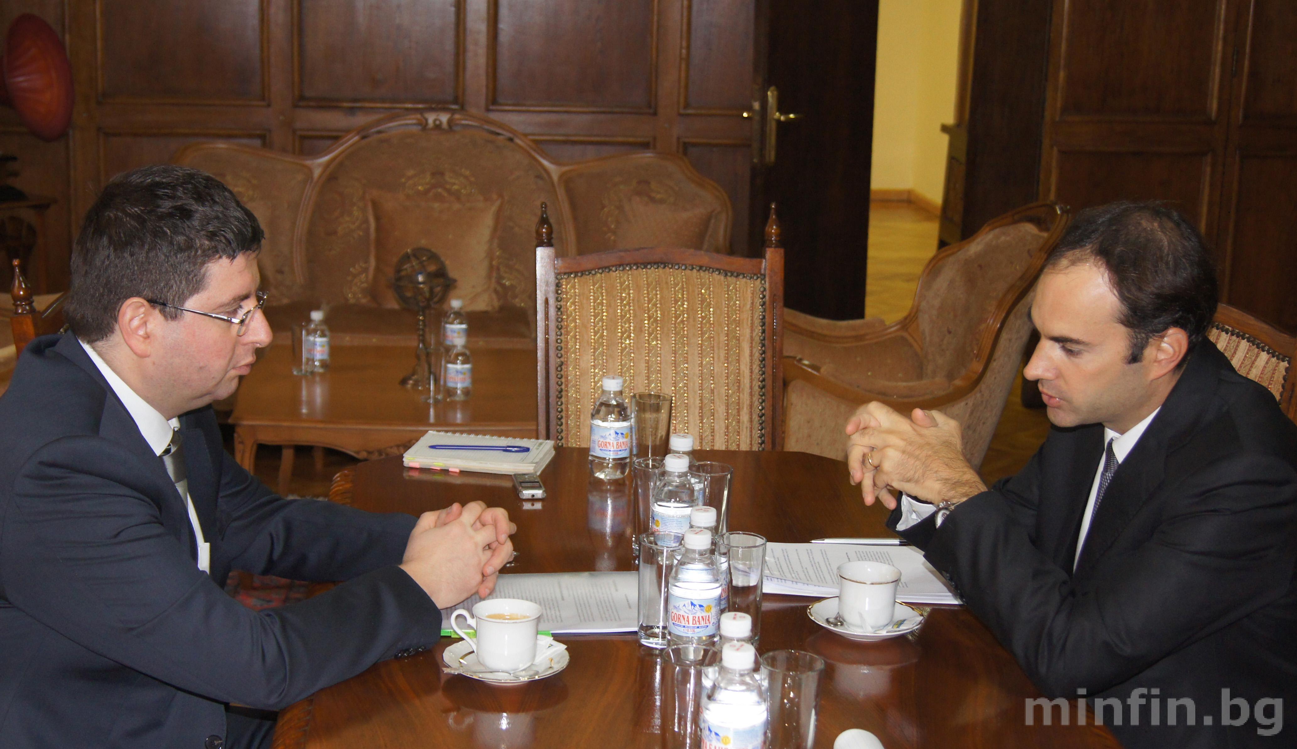 MINISTER OF FINANCE PETAR CHOBANOV HAS MET WITH THE IMF RESIDENT REPRESENTATIVE GUILLERMO TOLOSA